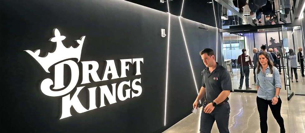 DraftKings launches poker game