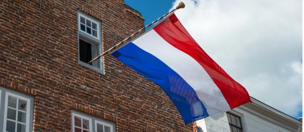 Dutch online gambling deposit limits come into effect