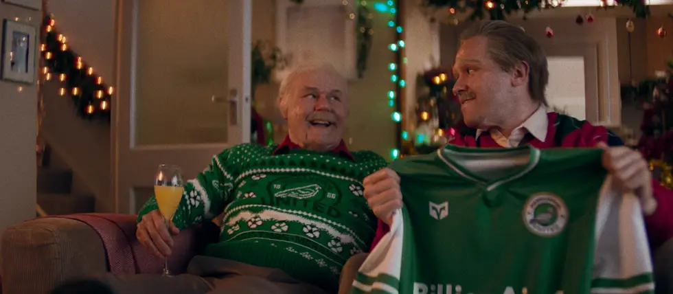 Paddy Power debuts comic Christmas ad