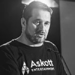 Scott Burton CEO of FansUnite